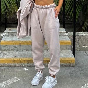 LOUNGE sweatpants